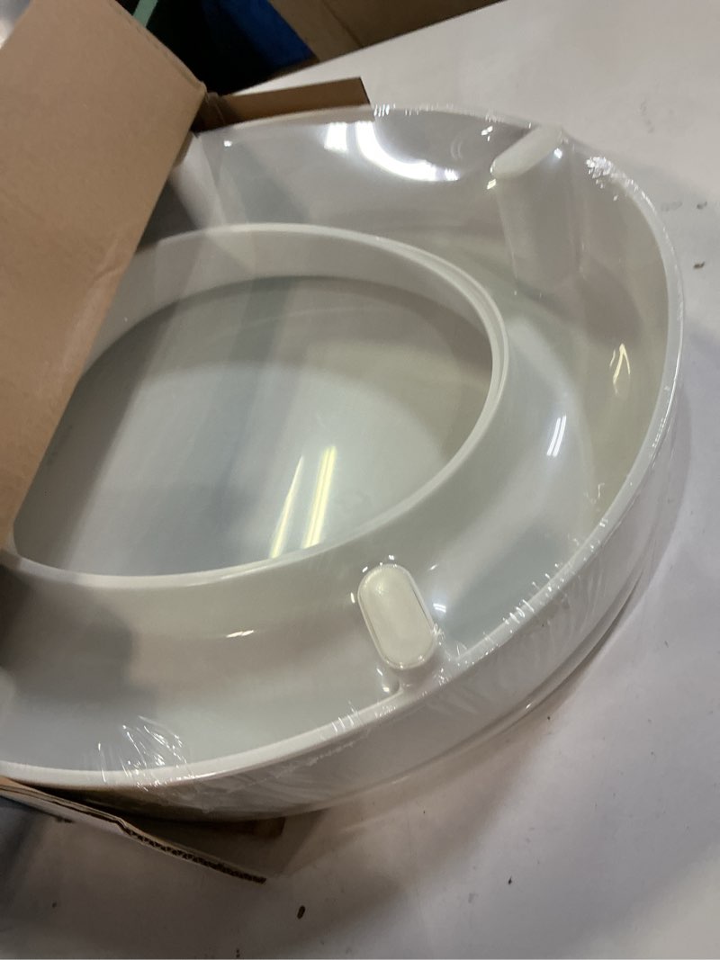 Condition photo showing Good Condition for KOHLER 25876-0 Hyten 3" Height, Elevated Soft Close Round Toilet Seat, Contoured Seat with Grip-Tight Bumpers, Quick-Attach Hardware, White White Round