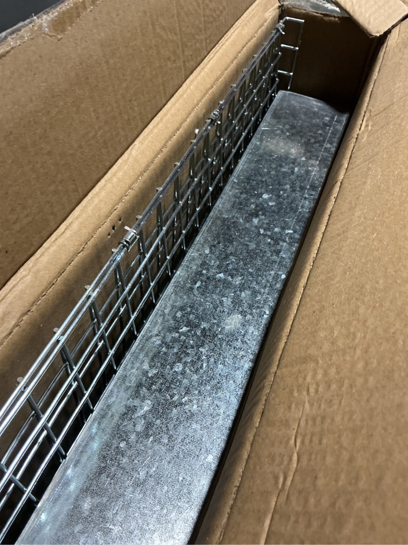 Condition photo showing Good Condition for doublefill one hole rabbit transport cage, 14 x 12 x 8 in portable rabbit carrier with tray and handles for travel temporary housing indoor outdoor small animal enclosure 17.9"l x 15.8"w x 3.7"h