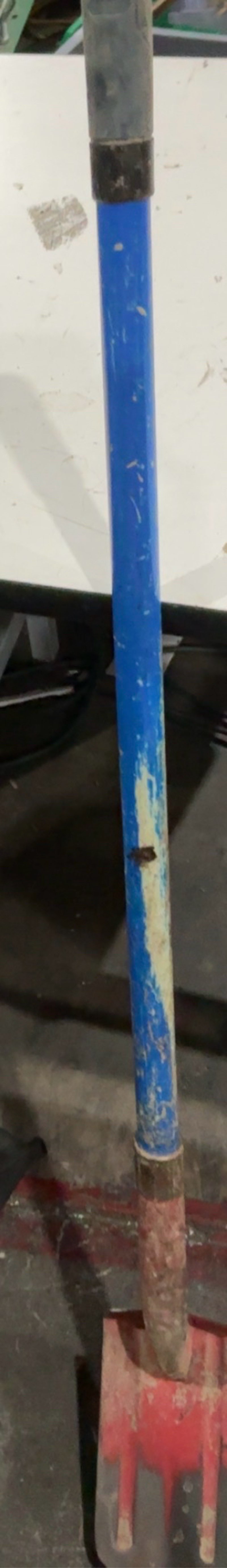 Condition photo showing As Is for kobalt 40-in fiberglass handle trenching spade