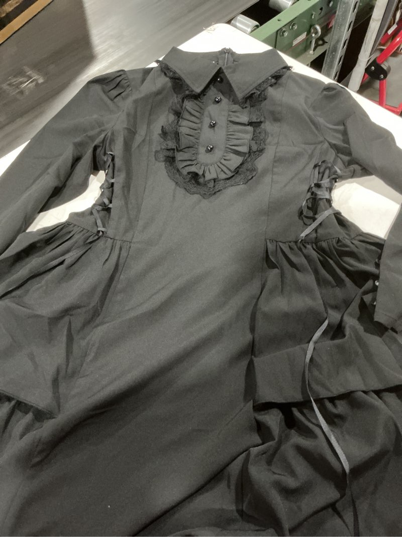 Condition photo showing Good Condition for gothic lolita side trimmings dress size m