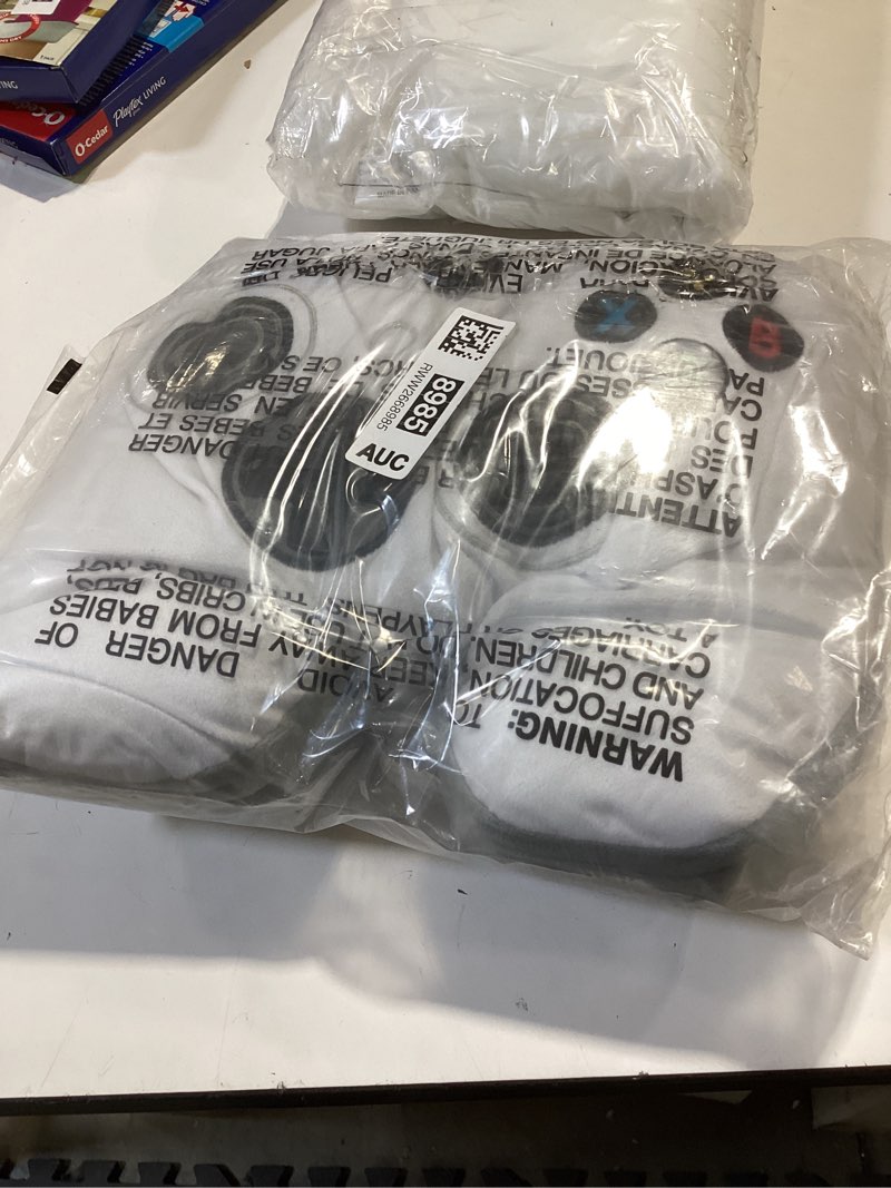 Condition photo showing New/Like New for jay franco xbox controller plush shaped pillow - super soft gaming pillow - polyester microfiber, 11 inches