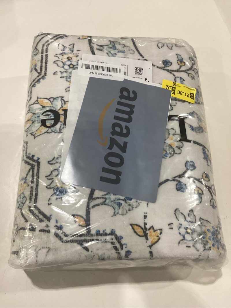 Condition photo showing New/Like New for Lahome Oriental Blue Rug,Washable 3x5 Entryway Rug Non-Slip with Rubber Backing,Soft Boho Front Door Rug Indoor Entrance,Traditional Vintage Thin Throw Rugs Mats for Bathroom Bedroom Kitchen,(3x5ft)