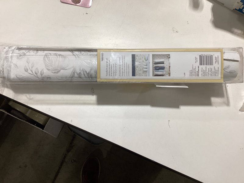 allen + roth 30.75-sq ft silver vinyl floral self-adhesive peel and stick wallpaper