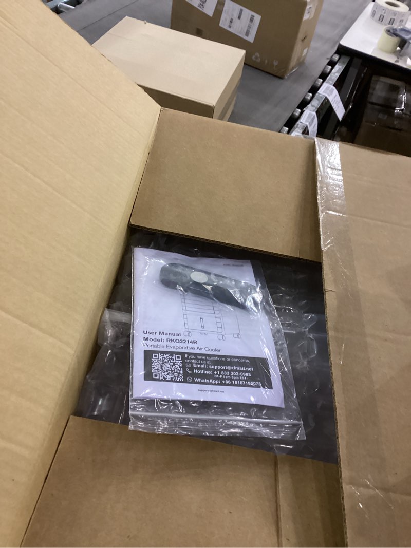 Evaporative air cooler