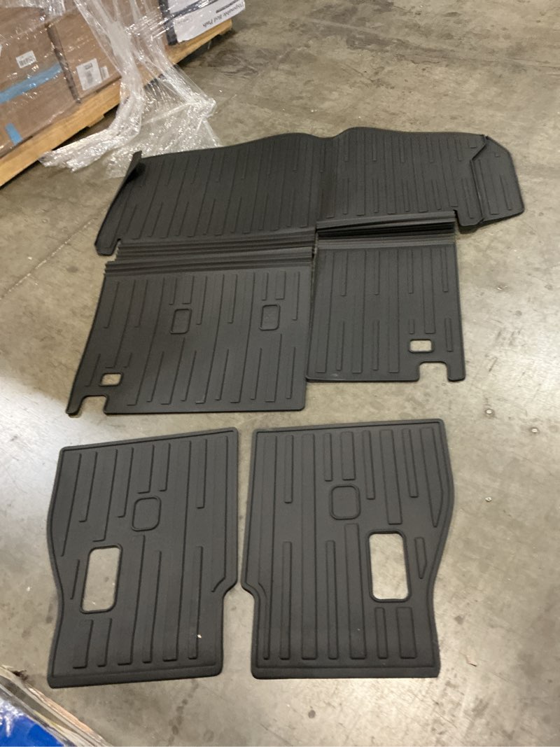Condition photo showing Good Condition for trunk mat & backrest mat & 2nd row seat backrest for toyota grand highlander 2024-2026(7 seater only), all weather tpe cargo liner, waterproof scratch-resistant full coverage cargo mats grand highlander cargo liner & backrest