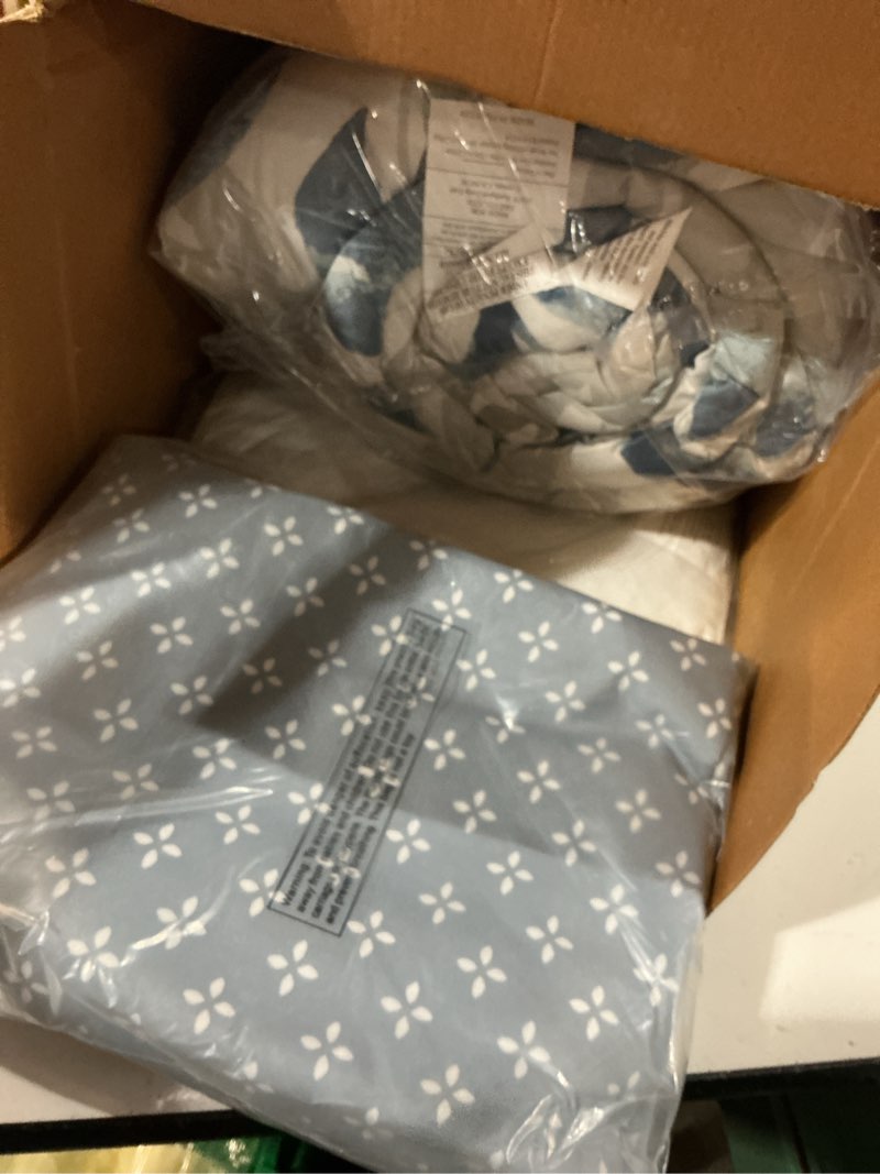 Condition photo showing Good Condition for madison park essentials cozy bed in a bag reversible comforter with complete sheet set - modern botanical print all season cover, shams, decorative pillow, queen(90"x90"), blue 8 piece sofia, blue queen(90 in x 90 in)