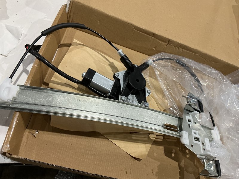Condition photo showing Good Condition for power window regulator rear left driver side with motor fits for pontiac grand prix for 2004-2008,15869655,748-266