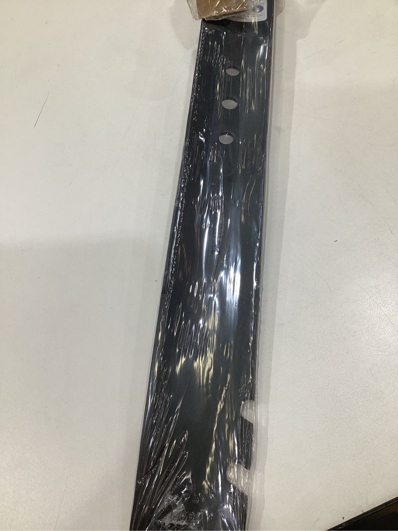 Condition photo showing Good Condition for gicool 1 pack 22" mulching mower blade for toro recycler & troy-bilt, replaces oem 131-4547-03, 108-9764-03, 131-4546-03, 104-8697-03, fits toro models 20016 20017 20332 20071 20330c 20065