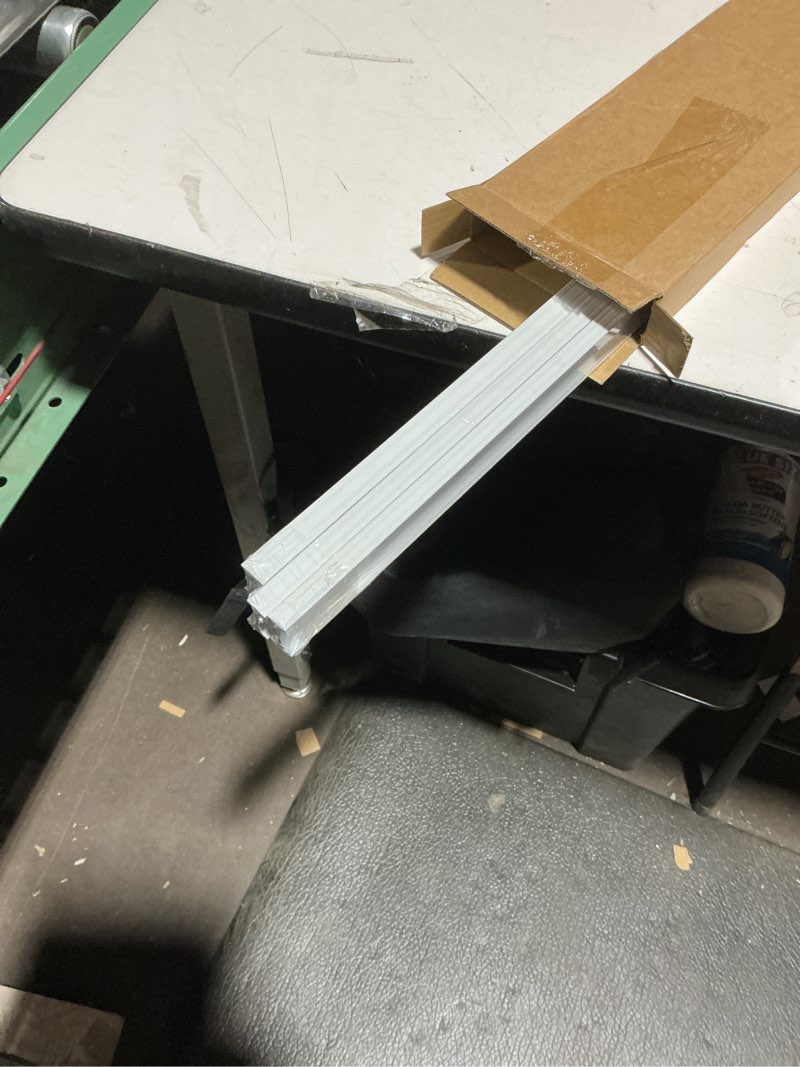 Condition photo showing Good Condition for Aluminum Flexible Ceiling Curtain Track – 3ft-9.8ft / 3m Bendable Wall/Ceiling Mount Rail, Smooth Glide System for Bay Windows, RVs, Room Dividers, Showers – Easy Install & Custom Fit ['White'] ['3ft-9.8ft']