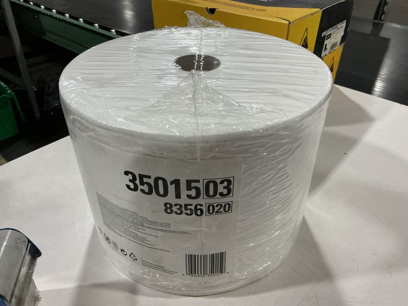 Condition photo showing New/Like New for wypall x50 disposable cloths (35015)  jumbo roll  9.8 x 13.4  white  1 100 sheets per roll
