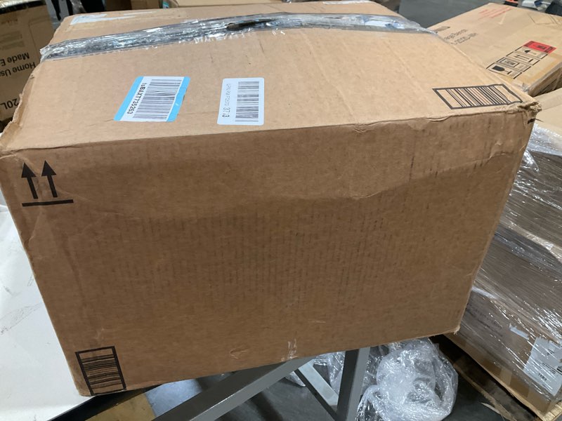 Condition photo showing As Is for Backdrop gold 