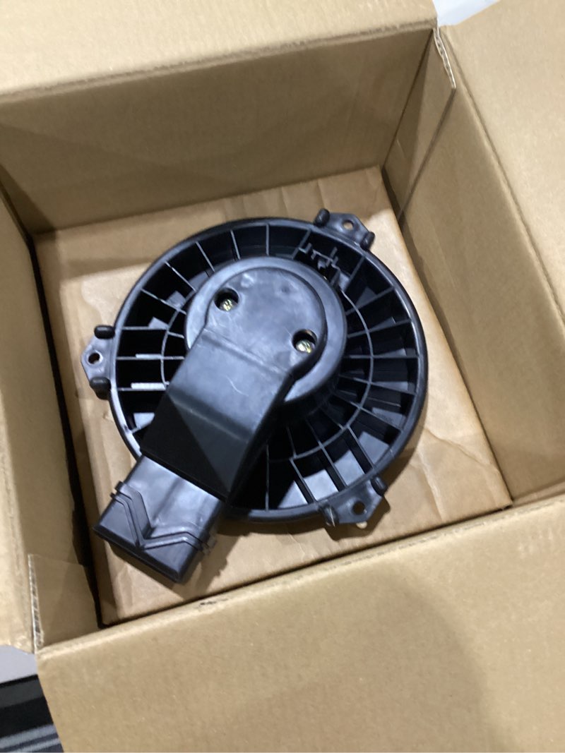 Condition photo showing New/Like New for aisin aftermarket blmf-00240 hvac blower motor with wheel assembly - compatible with subaru forester 2019-2024, wrx 2022-2024