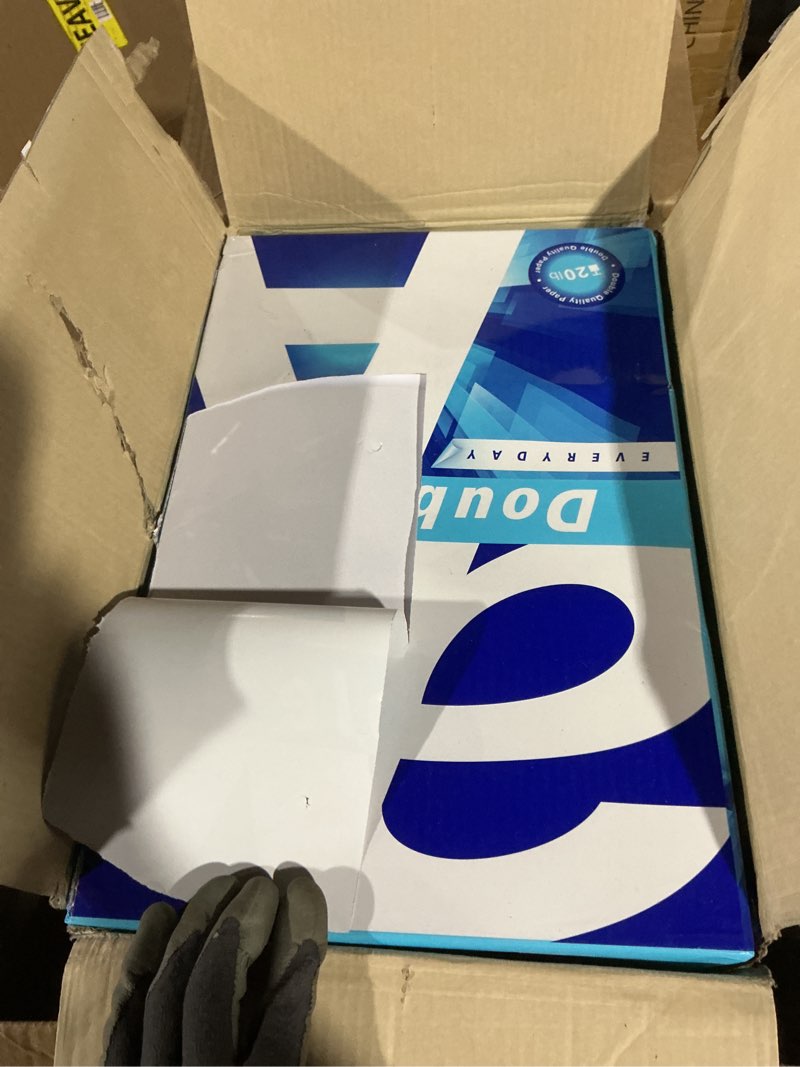 Condition photo showing Good Condition for double a (96) 11" x 17" ledger size copy paper (5 reams/case) (case qty: 5)