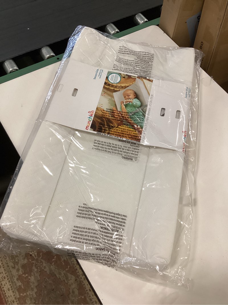 Condition photo showing New/Like New for Munchkin Secure Grip Baby Diaper Changing Pad for Dresser, Waterproof and Wipeable, Contoured, Standard Size (14.75" x 31"), White