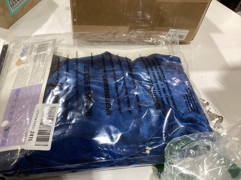 Condition photo showing As Is for Boys George Washington/Thomas Jefferson Costume Large