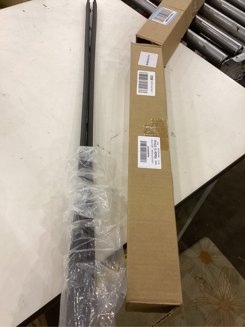 Windshied weather stripping