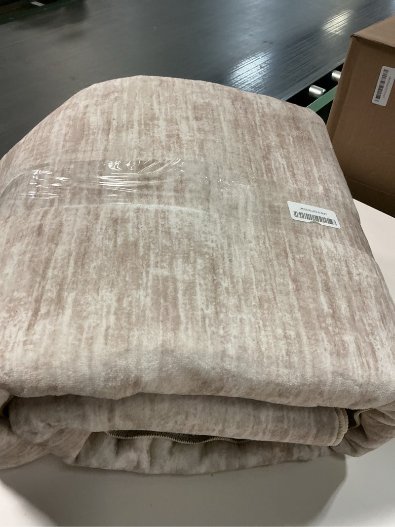 Condition photo showing Good Condition for RUGSREAL 8x10 Washable Rug for Living Room Non-Slip Modern Abstract Area Rug Stain Resistant Large Bedroom Rug Contemporary Accent Throw Floor Carpet Solid Rug for Dining Room Home Decor, Beige Beige 8' x 10' (Rectangular)