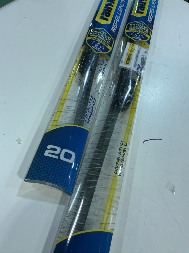 Condition photo showing Good Condition for Rain-X 810352 Repellency Water Repellent Wiper Blades, 26" & 20" Windshield Wipers,New & Improved Version of Latitude [Amazon Exclusive] 26" and 20" Repellency