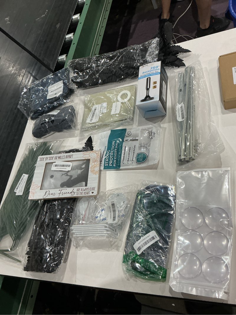 Condition photo showing As Is for assorted accessories for home decoration