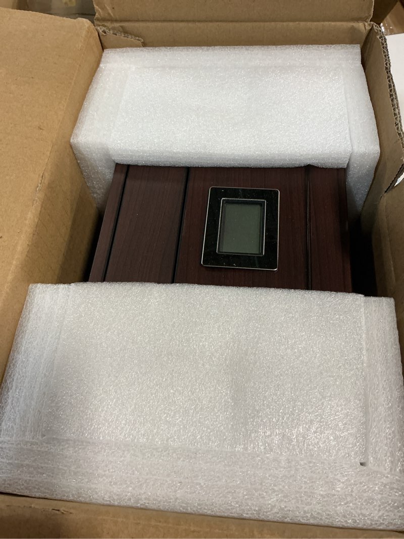 Condition photo showing Good Condition for CASE ELEGANCE Glass Top Humidor with Thick Cedar, Easy humidification System, Accurate Digital Hygrometer - Renzo, Brown Dark brown