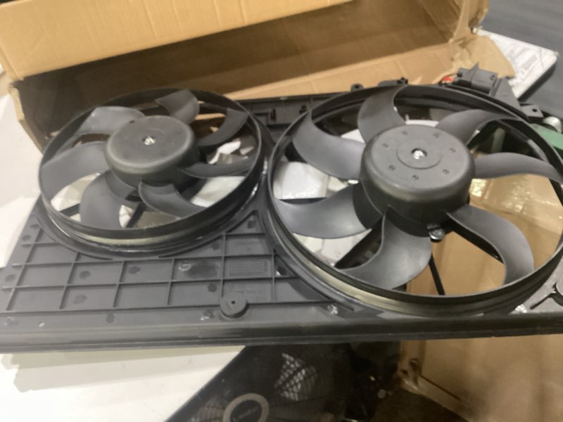 Condition photo showing Good Condition for 620-843 radiator cooling fan assembly for 2012-2019 volkswagen beetle for 2005-2018 volkswagen jetta for 2006-2009 volkswagen rabbit for 2010-2014 volkswagen golf