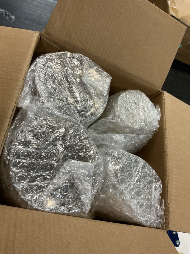 Condition photo showing Good Condition for 14 oz 100 pack gold plastic cups, disposable gold glitter cups, bulk gold plastic tumblers for party, wedding, birthday and holiday 100pcs