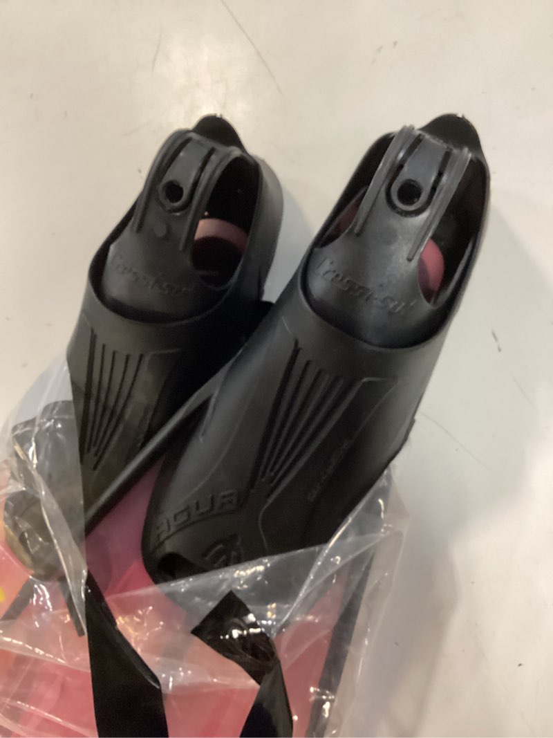 Condition photo showing Good Condition for cressi adult snorkeling fins with self-adjustable comfortable full foot pocket | perfect for traveling | agua: made in italy (pink, us man 7/8 | us lady 8/9 | eu 39/40)