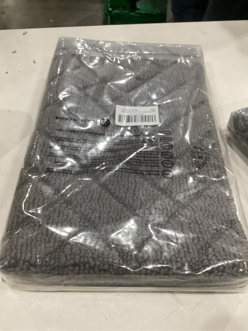 Condition photo showing New/Like New for Door Mat Indoor, Non-Slip Rubber Backing Entry Rug & Door Mats, Low-Profile Entryway Rugs, Absorbent Resist Dirt Doormats Machine Washable Inside Floor Door mat,Grey 20"x31.5" Grey 1'8" x 2'8" (Rectangular)