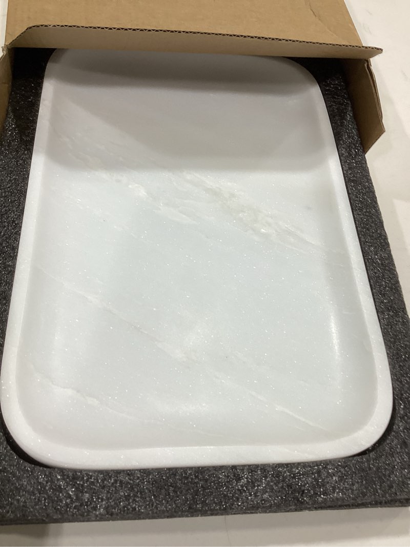 Condition photo showing New/Like New for Marle tray