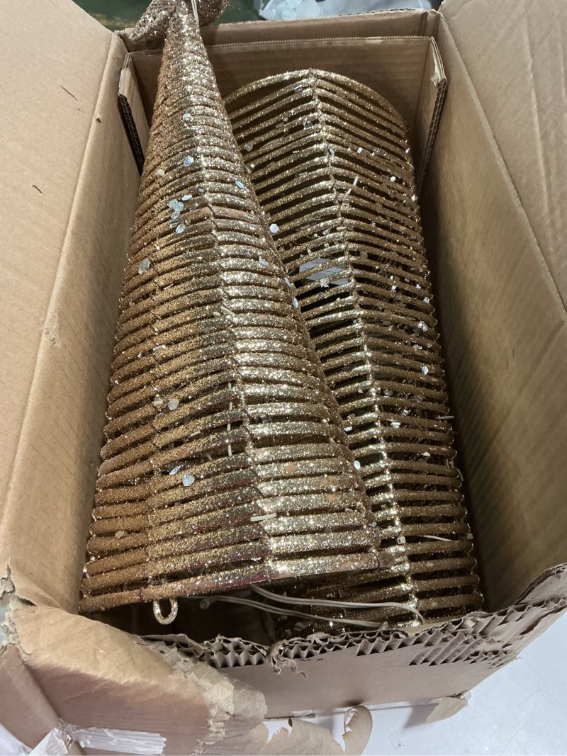 Condition photo showing Good Condition for Holiday living 3 ft gold tree with star 