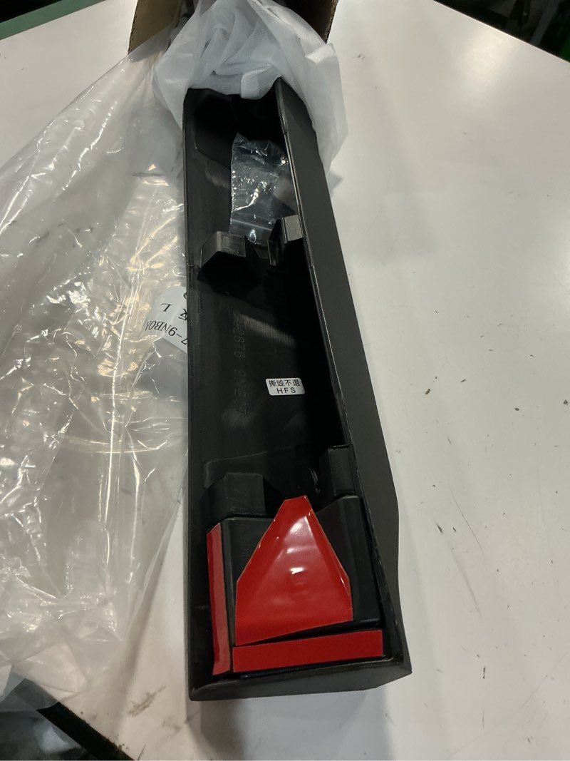 Condition photo showing Good Condition for rear left driver side door molding lower trim compatible with infiniti qx60 2014-2020 compatible with infiniti jx35 2013 replaces 82877-9nb0a 82877 9nb0a 828779nb0a
