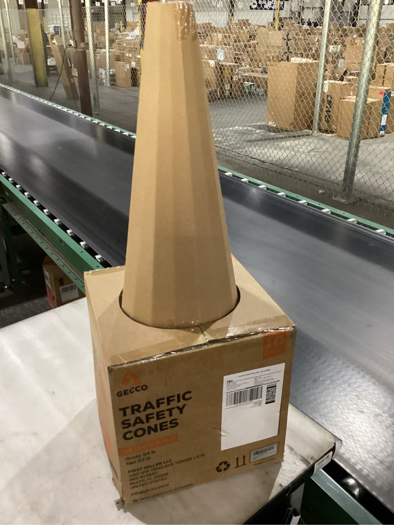 Condition photo showing New/Like New for gecco ™ (10 pack) 18 inch 3.3 lb small orange traffic cones set | safety cones, orange cones, parking cones, construction cones, road cones | pvc plastic & black base - [pro series] 18 in 3.3 lb 10