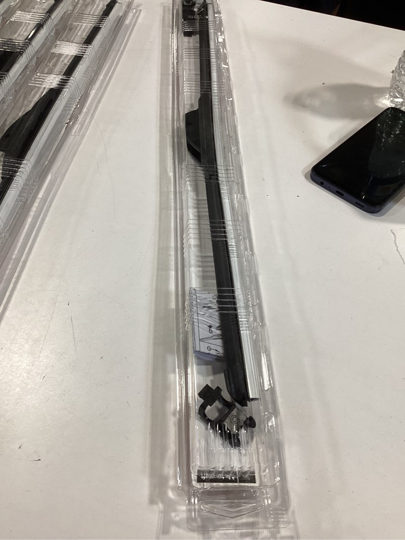 Condition photo showing Good Condition for motorcraft - black wiper blade