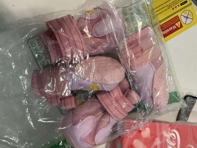 Condition photo showing Good Condition for XSY&G Dog Boots,Waterproof Dog Shoes,Dog Booties with Reflective Strips Rugged Anti-Slip Sole and Skid-Proof,Outdoor Dog Shoes for Medium Large Dogs 4Pcs Pink-Size 5 Size 5:?2.7''x2.2'')(L*W) for 41-60 lbs Pink