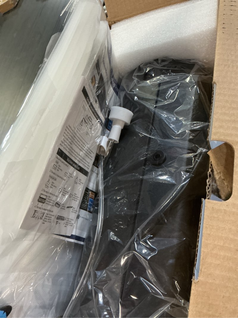 Condition photo showing Good Condition for 95kpa vacuum sealer machine- fully automatic commercial food sealer with 10-in-1 system, double heat seal, easy-lock handle & built-in cutter, includes 1 roll + 15 bags (black silver)