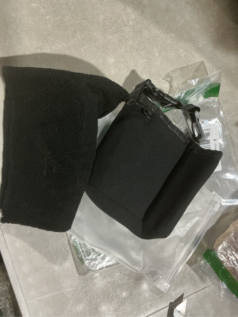 Condition photo showing Good Condition for xl golf club and ball cleaner bag, 3-in-1 neoprene portable washer pouch with water-resistant lining, large cleaning kit for shoes and accessories, detachable clip