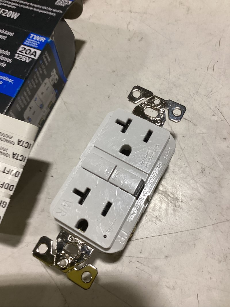 Condition photo showing Good Condition for eaton 20-amp 125-volt tamper resistant weather resistant gfci residential decorator outlet, white