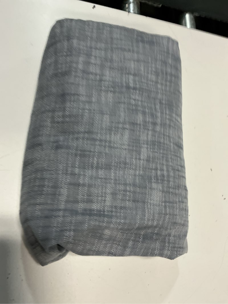 Condition photo showing As Is for textured cotton 48 in x 84 in 122 cm x 214cm