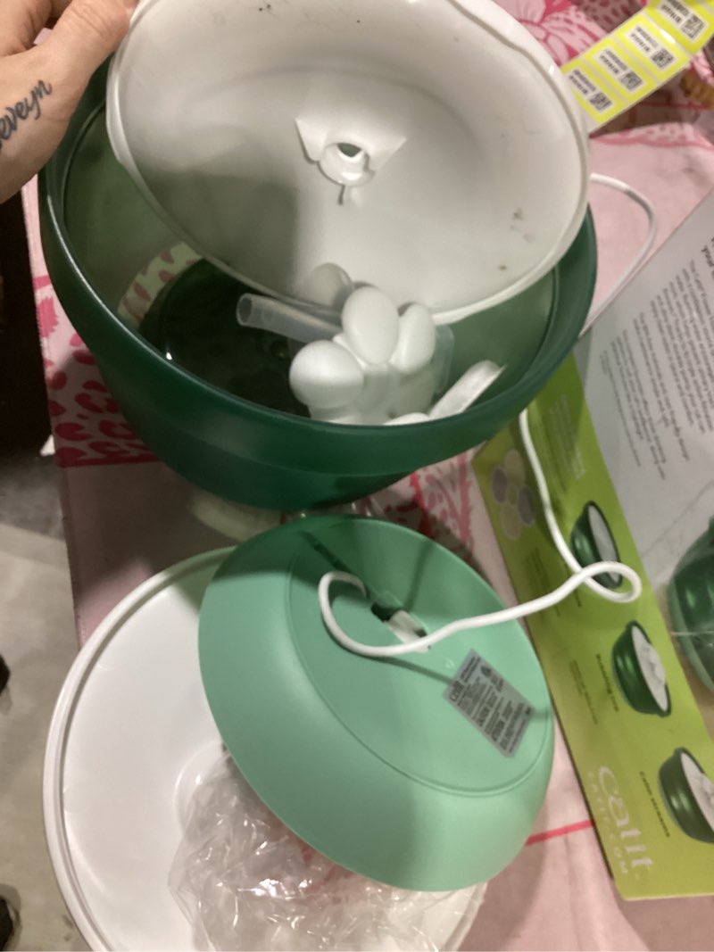 Condition photo showing As Is for catit flower fountain®, 2l (70oz)