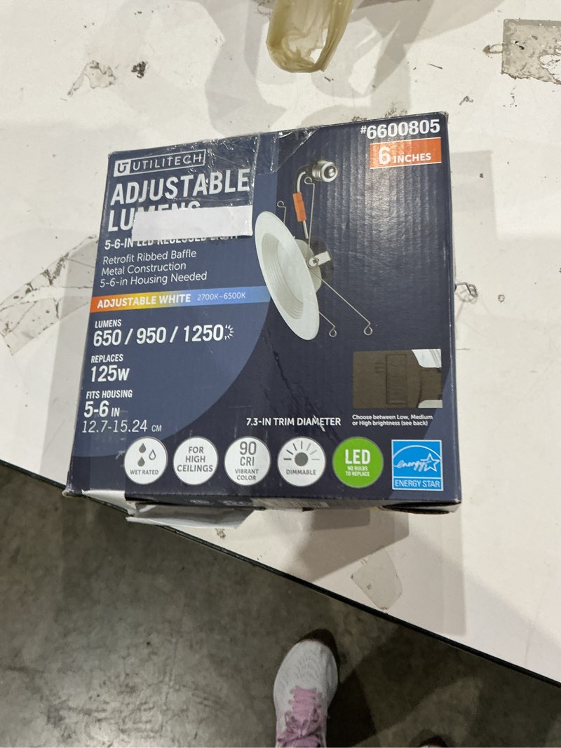 Condition photo showing As Is for utilitech white 6-in 1250 -lumens switchable white round dimmable led wet rated recessed downlight