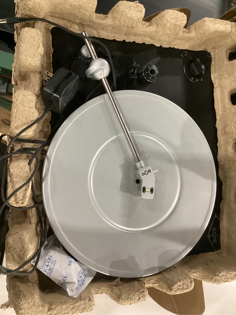 Condition photo showing Good Condition for house of marley stir it up wireless bluetooth turntable - sustainably crafted bamboo record player, recycled rewind fabric, superior sound, black