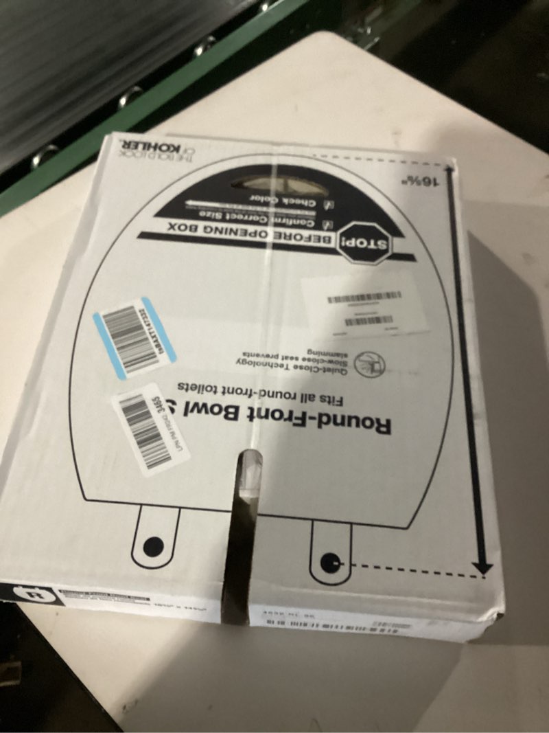 Condition photo showing New/Like New for American Standard 5503B00B.020 Transitional Slow-Close Round Front Toilet Seat, White Modern