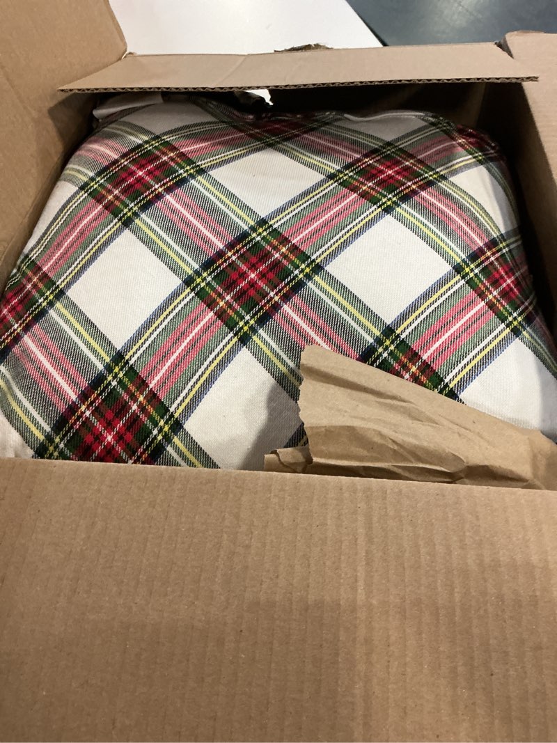 Condition photo showing Good Condition for Mud Pie Christmas Felt Appliqué Pillow, 18" x 18", Green Green 18 x 18-Inch