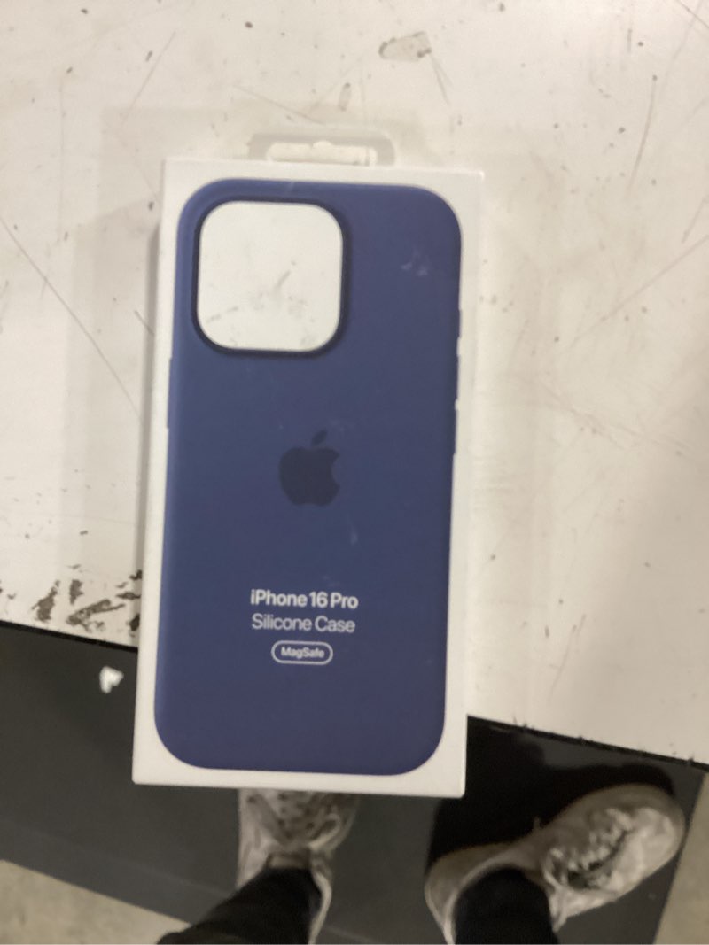 Condition photo showing New/Like New for apple iphone 16 pro silicone case with magsafe - denim