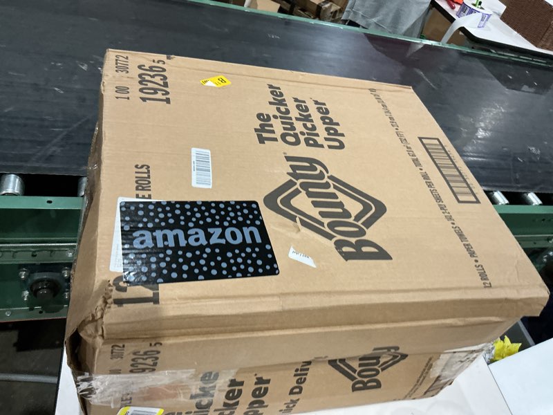Condition photo showing New/Like New for bounty 12 family triple  rolls 6pack