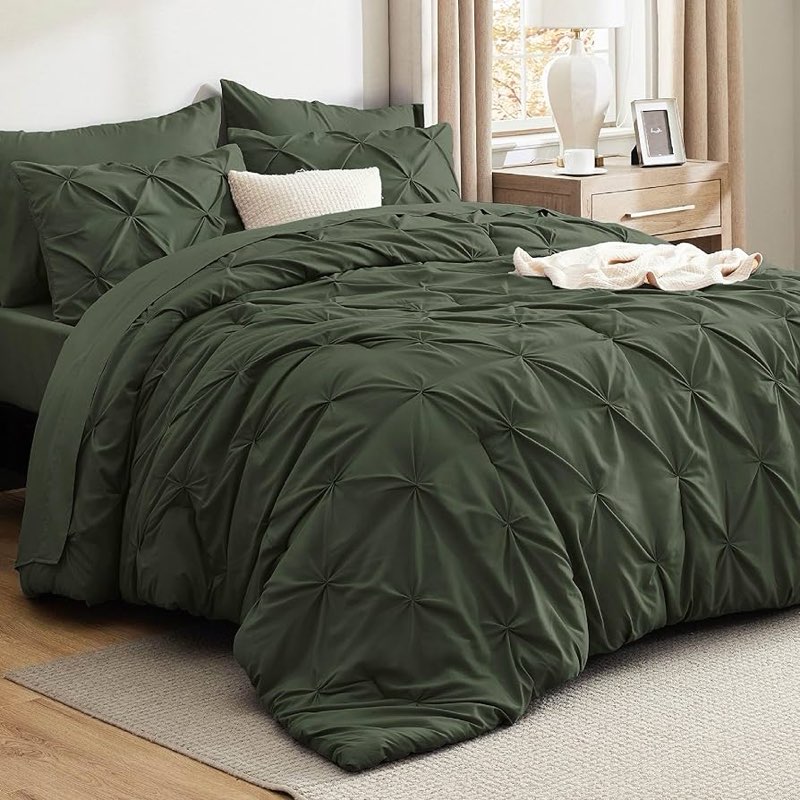 Bedsure Queen Comforter Set Olive Green, Soft Prewashed Queen Size Bedding, Quilted Comforter with C