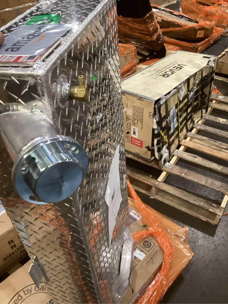 Condition photo showing As Is for Rds Aluminum 74551 20 Gal Rectangular Auxiliary Fuel Tank44