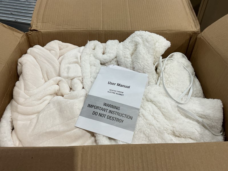 Condition photo showing As Is for not exact, similar. heated blanket electric throw 50''x60'' heating blanket throw 10 hours auto-off 9 heating levels,over-heat protection, machine washable flannel sherpa,etl certification (blue)
