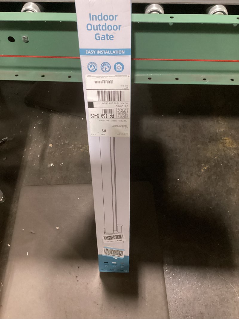 Condition photo showing New/Like New for probebi Retractable Baby, Child & Dog Gates for Stairs, Extends to 54" Wide 34" Tall, Use for Outdoor, Indoor, Hallways, Doorways, Deck, Porch, Black