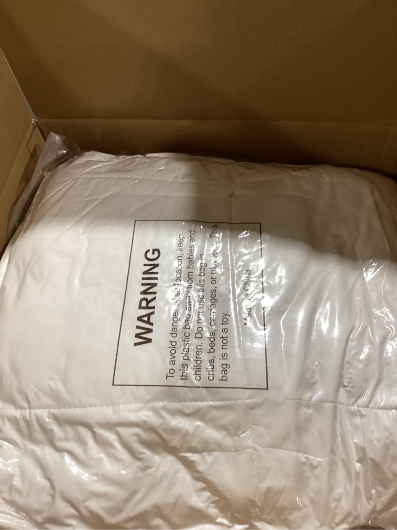 Condition photo showing New/Like New for beckham hotel collection full size hybrid mattress protector & pad - extra padded, thick, plush, & fitted mattress topper for bed - quilted pillow top mattress cover